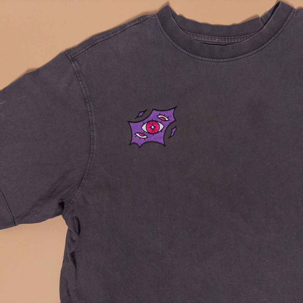 Mystic Eye Trio Tee in Gray