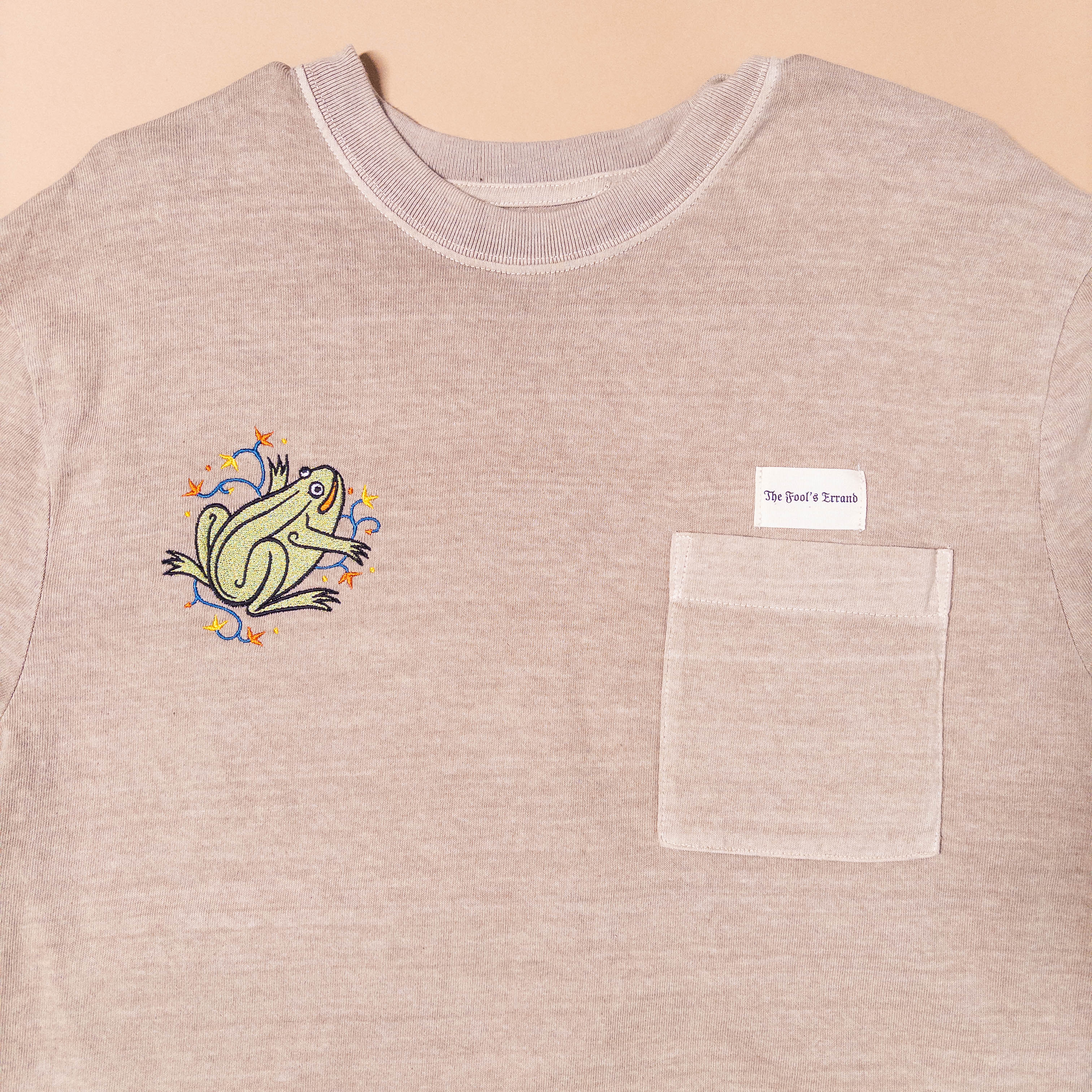 Medieval Frog Tee in Sandstone | Medium