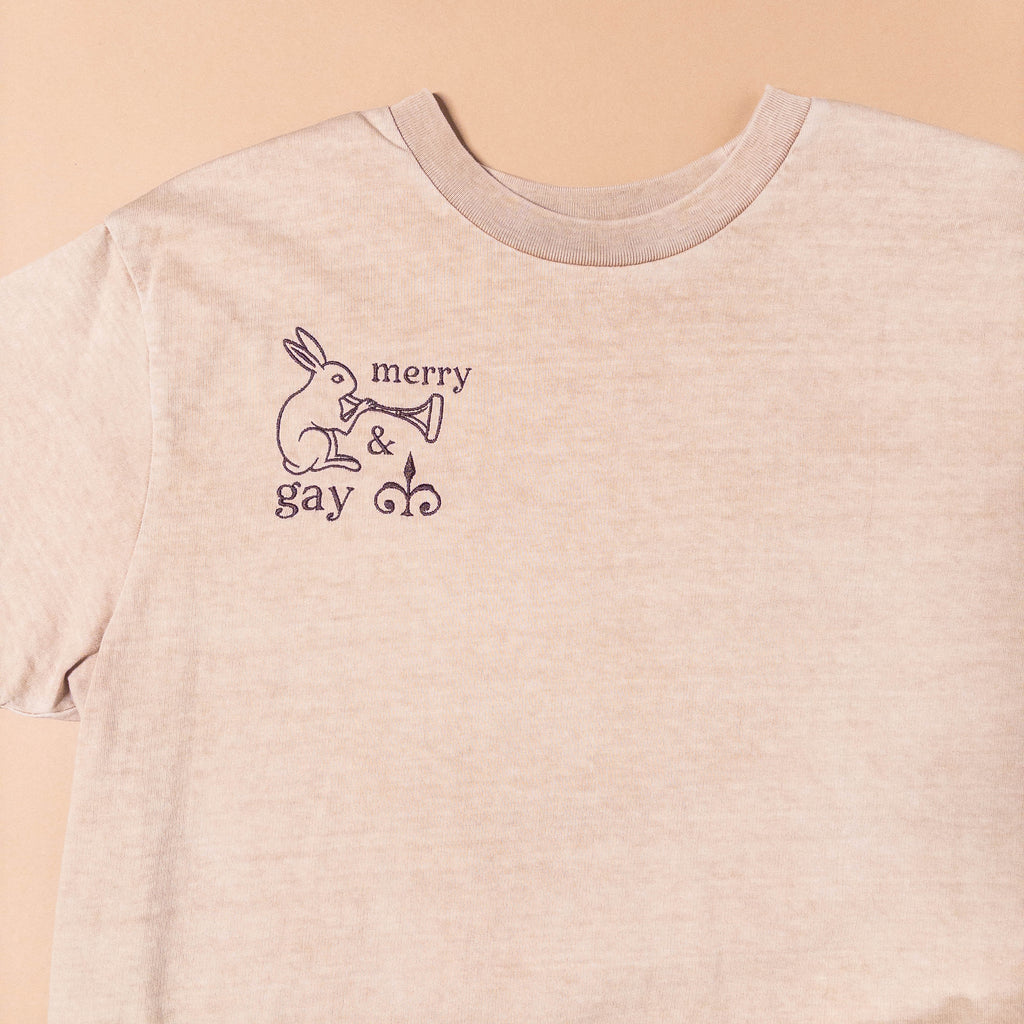 Merry & Gay Rabbit Tee | Medium