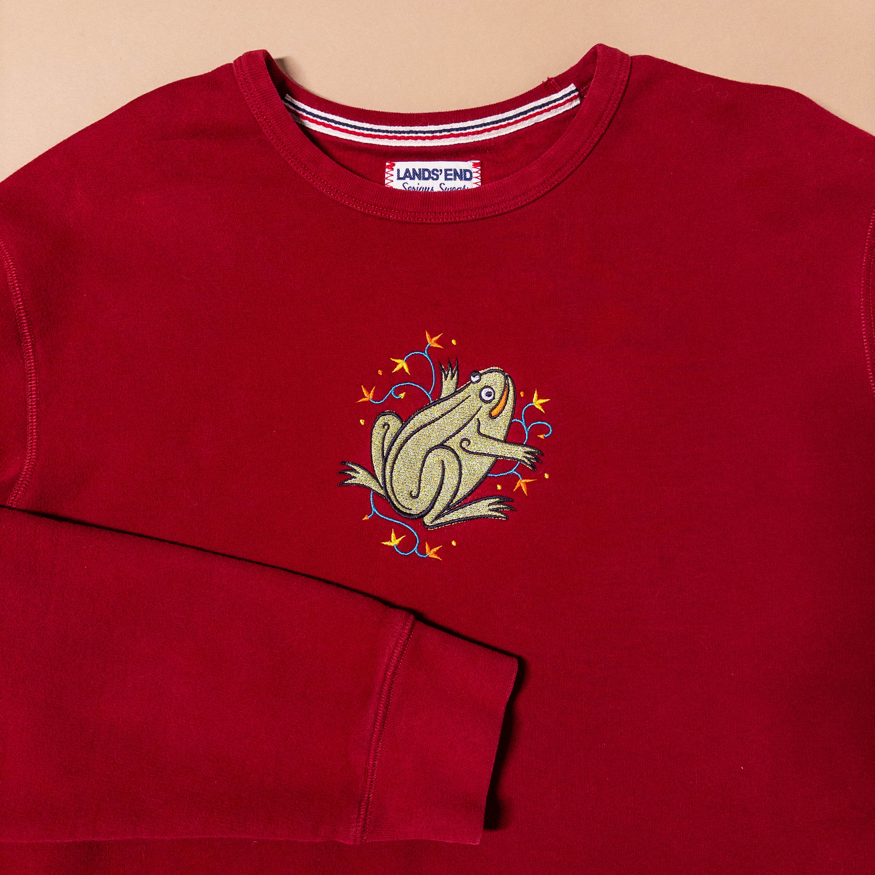 Medieval Frog Crewneck in Red | Large